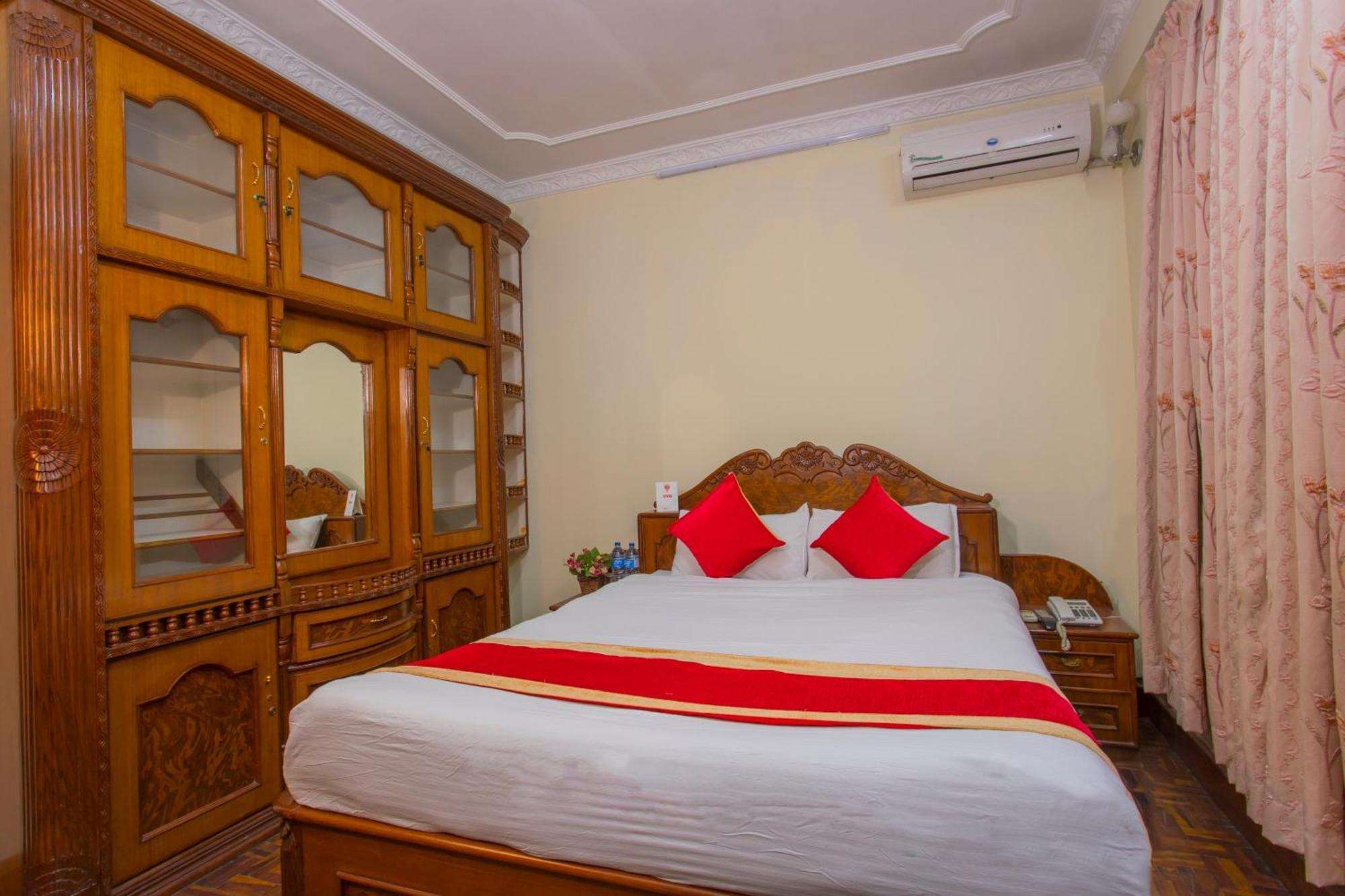 Oyo 232 Hotel Titanic Pvt Ltd Balaju Экстерьер фото